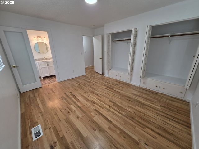 809 FLINT Ave, Vancouver, WA 98664