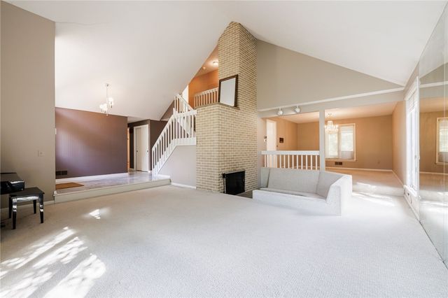 40 Framingham Lane, Pittsford, NY 14534