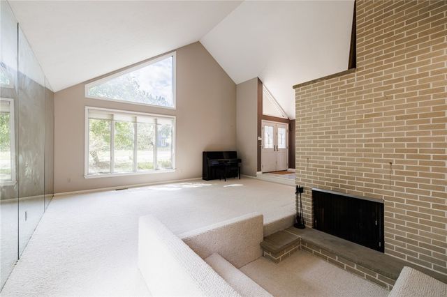 40 Framingham Lane, Pittsford, NY 14534