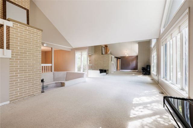 40 Framingham Lane, Pittsford, NY 14534