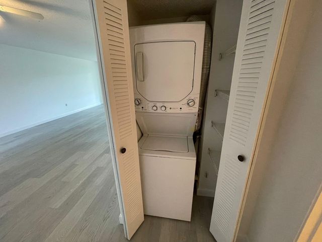 13700 SW 11th St 106A, Pembroke Pines, FL 33027