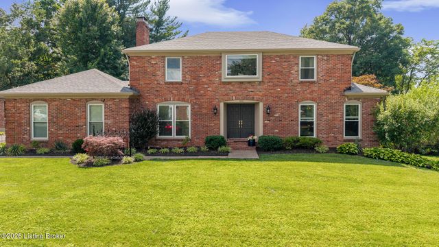 502 Rothbury Ln, Douglass Hills, KY 40243