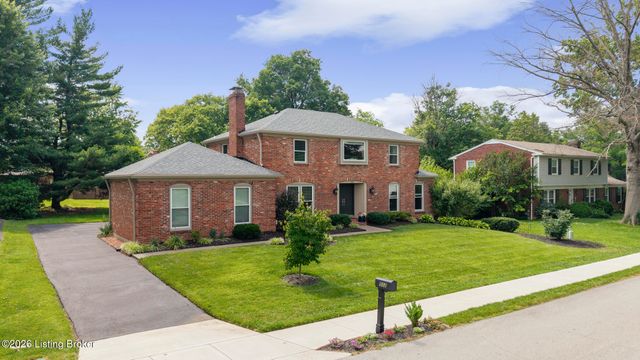 502 Rothbury Ln, Douglass Hills, KY 40243