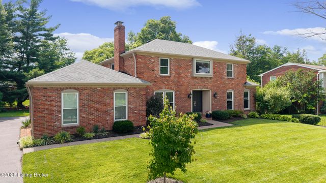 502 Rothbury Ln, Douglass Hills, KY 40243