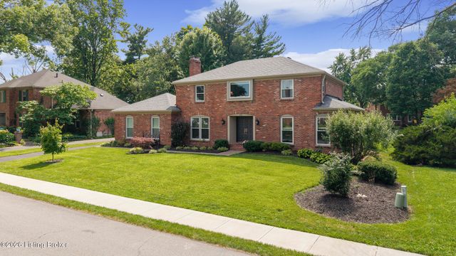 502 Rothbury Ln, Douglass Hills, KY 40243