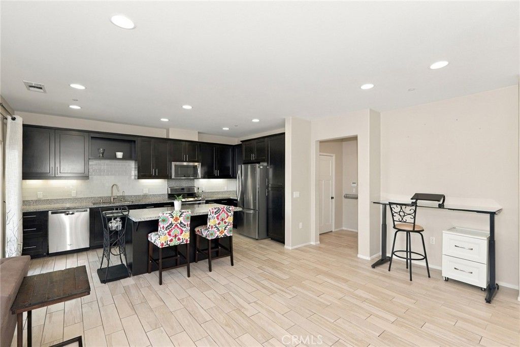 510 S Anaheim Boulevard 8, Anaheim, CA 92805 — photo 4