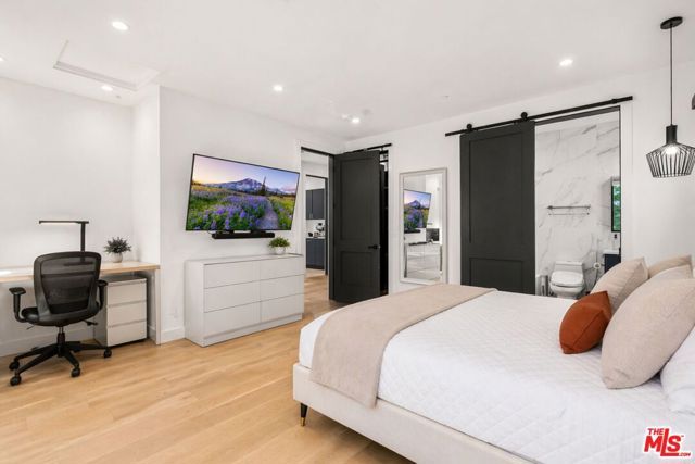 3932 Glencoe Avenue, Culver City, CA 90291