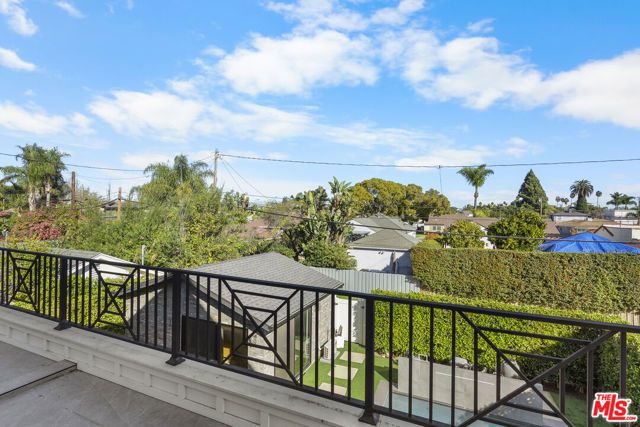 3932 Glencoe Avenue, Culver City, CA 90291