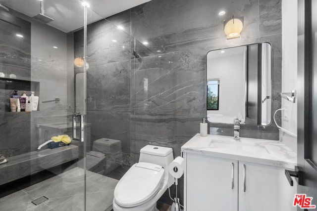 3932 Glencoe Avenue, Culver City, CA 90291
