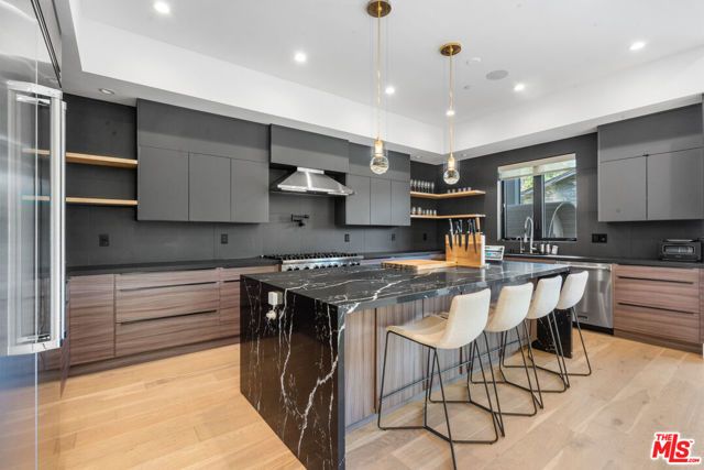 3932 Glencoe Avenue, Culver City, CA 90291