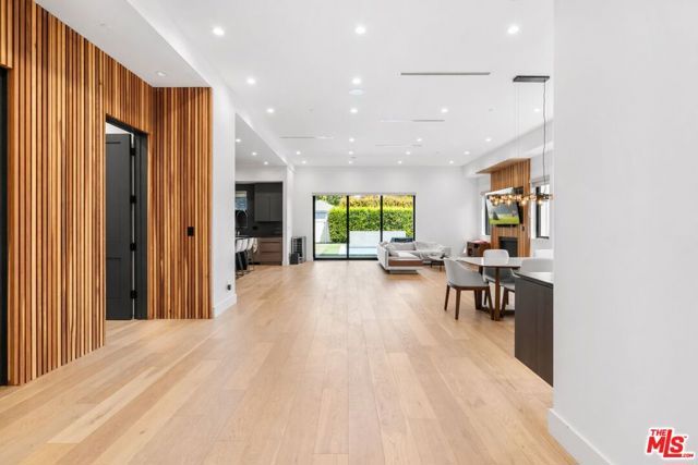 3932 Glencoe Avenue, Culver City, CA 90291
