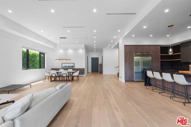 3932 Glencoe Avenue, Culver City, CA 90291
