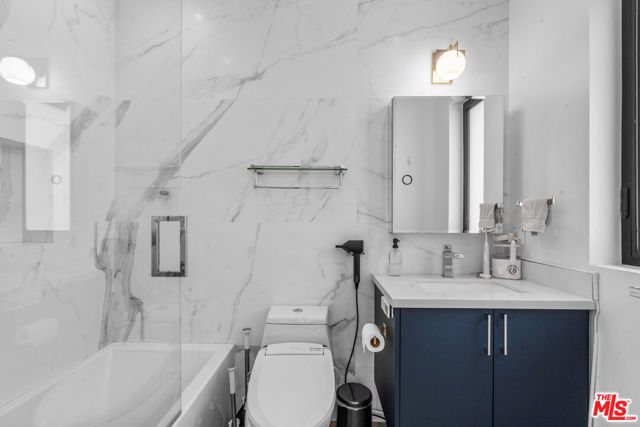 3932 Glencoe Avenue, Culver City, CA 90291