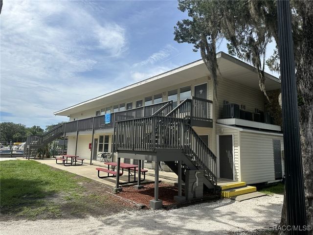 5291 S Cherokee Way, Homosassa, FL 34448