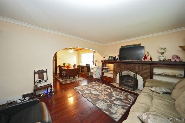 5 Humphrey Road, Buffalo, NY 14207