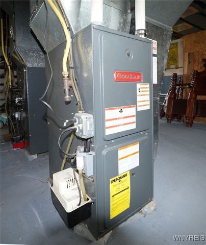 5 Humphrey Road, Buffalo, NY 14207