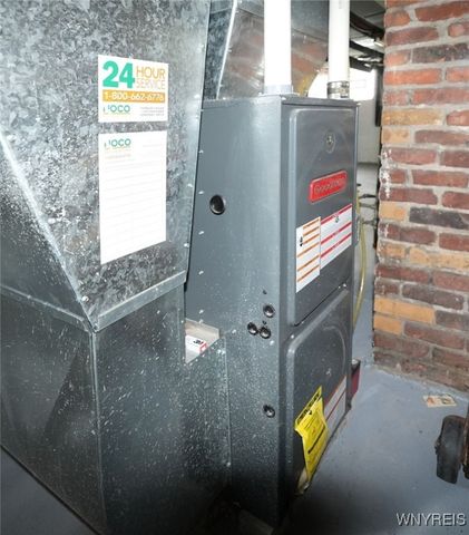 5 Humphrey Road, Buffalo, NY 14207