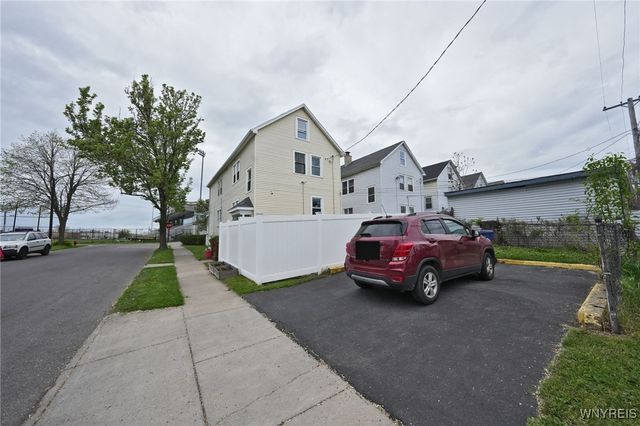 5 Humphrey Road, Buffalo, NY 14207