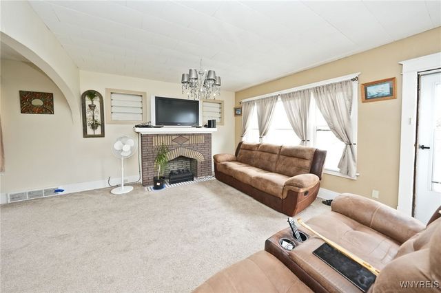 5 Humphrey Road, Buffalo, NY 14207