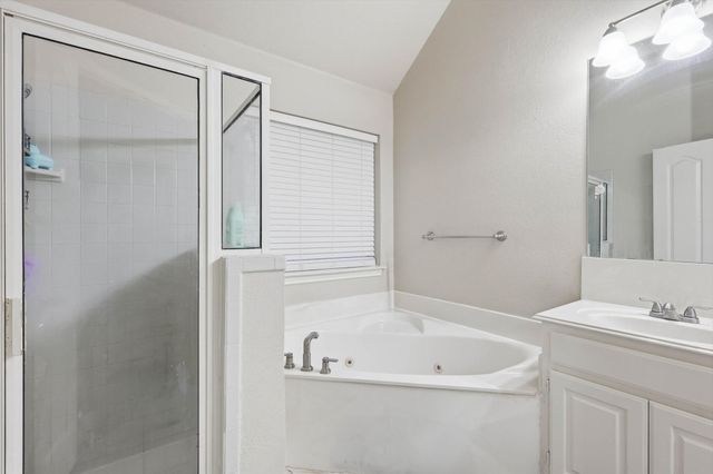 2988 Thames Trail, Fort Worth, TX 76118