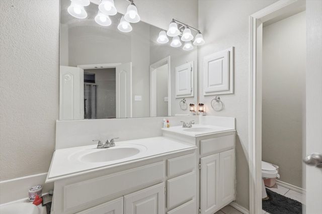 2988 Thames Trail, Fort Worth, TX 76118