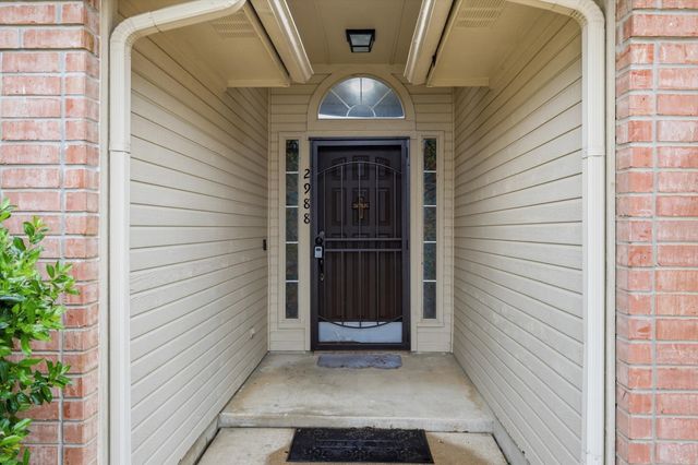 2988 Thames Trail, Fort Worth, TX 76118
