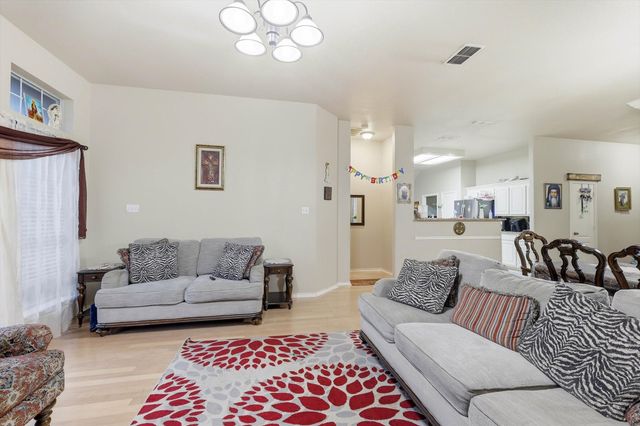 2988 Thames Trail, Fort Worth, TX 76118