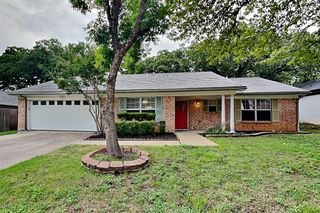 4209 W Pleasant Forest Street, Arlington, TX 76015