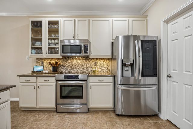 10418 Greenbriar Lane, Rowlett, TX 75089