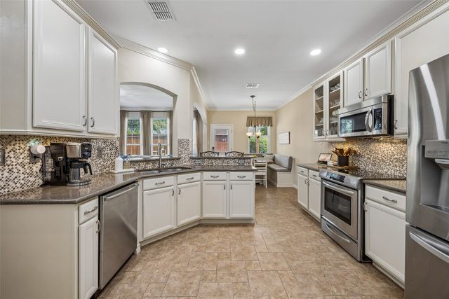 10418 Greenbriar Lane, Rowlett, TX 75089