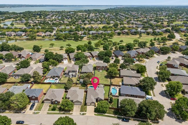 10418 Greenbriar Lane, Rowlett, TX 75089