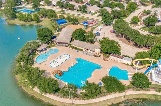 10418 Greenbriar Lane, Rowlett, TX 75089