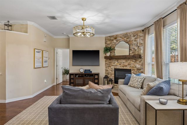 10418 Greenbriar Lane, Rowlett, TX 75089