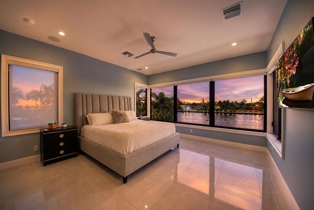 4555 W Tradewinds Avenue, Lauderdale By The Sea, FL 33308