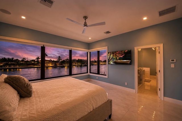 4555 W Tradewinds Avenue, Lauderdale By The Sea, FL 33308