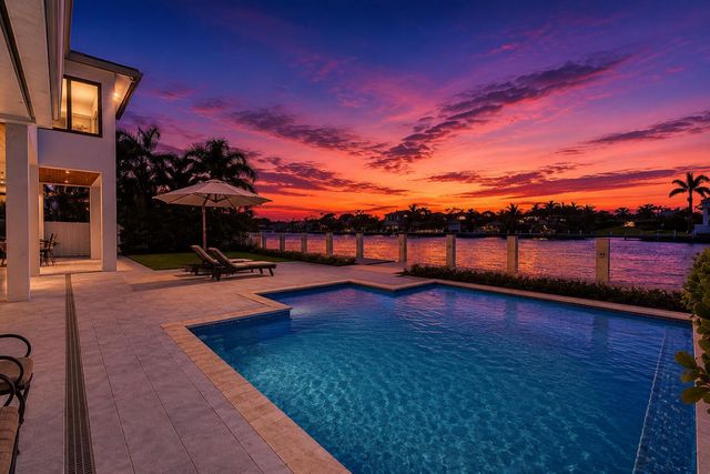 4555 W Tradewinds Avenue, Lauderdale By The Sea, FL 33308