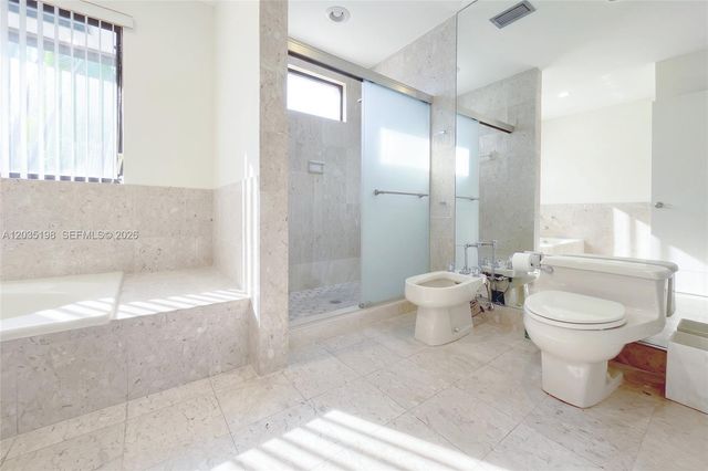 5002 SW 72nd Avenue, Miami, FL 33155