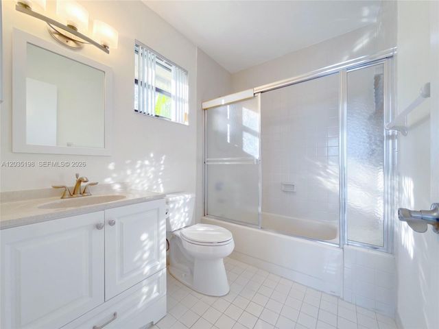 5002 SW 72nd Avenue, Miami, FL 33155