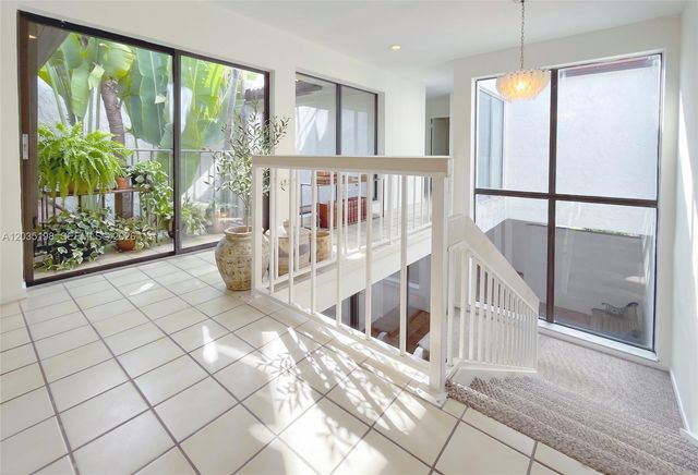 5002 SW 72nd Avenue, Miami, FL 33155