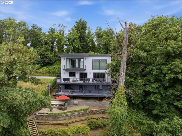 5095 TERRITORIAL Dr, West Linn, OR 97068