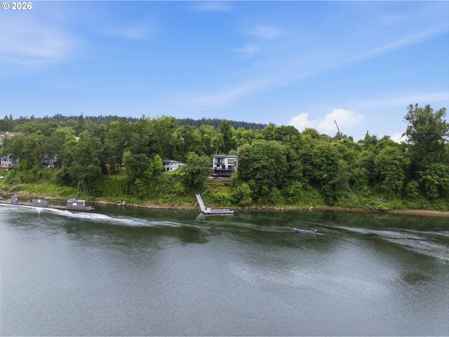 5095 TERRITORIAL Dr, West Linn, OR 97068