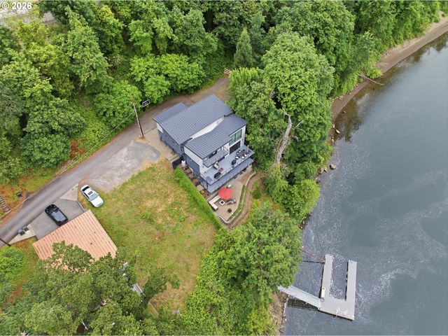 5095 TERRITORIAL Dr, West Linn, OR 97068