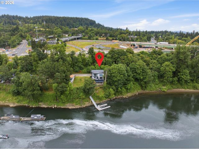 5095 TERRITORIAL Dr, West Linn, OR 97068