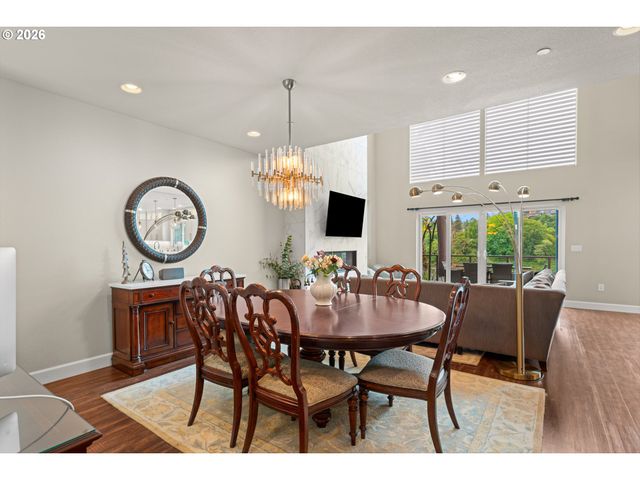 5095 TERRITORIAL Dr, West Linn, OR 97068