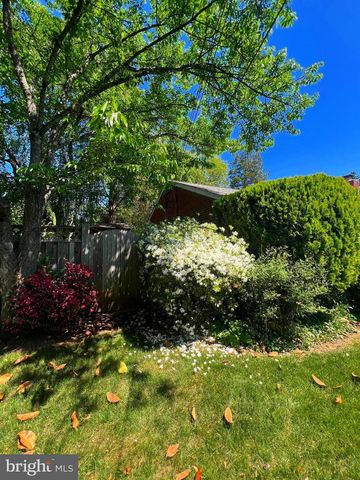 7714 WEBER ST, Annandale, VA 22003