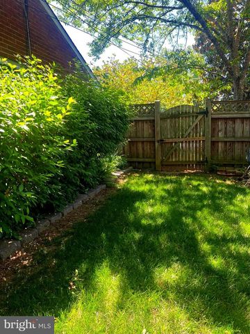 7714 WEBER ST, Annandale, VA 22003