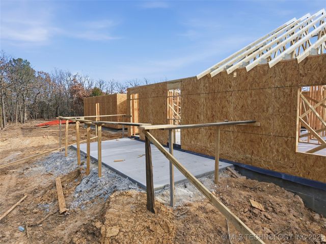 001 New Prue Road, Sand Springs, OK 74063