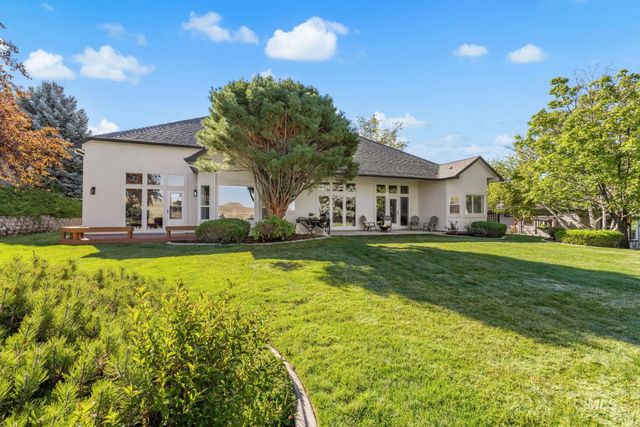 1518 E Braemere Road, Boise, ID 83702