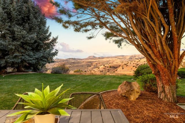 1518 E Braemere Road, Boise, ID 83702