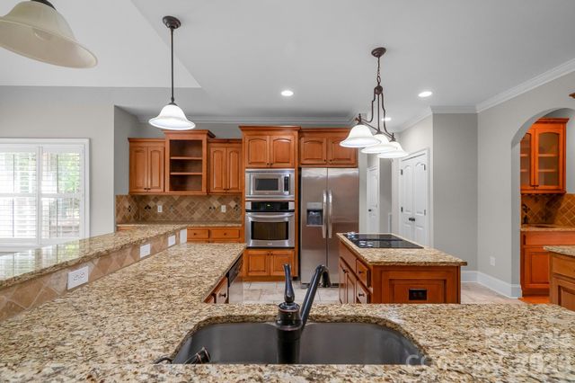 137 Northington Woods Drive, Mooresville, NC 28117